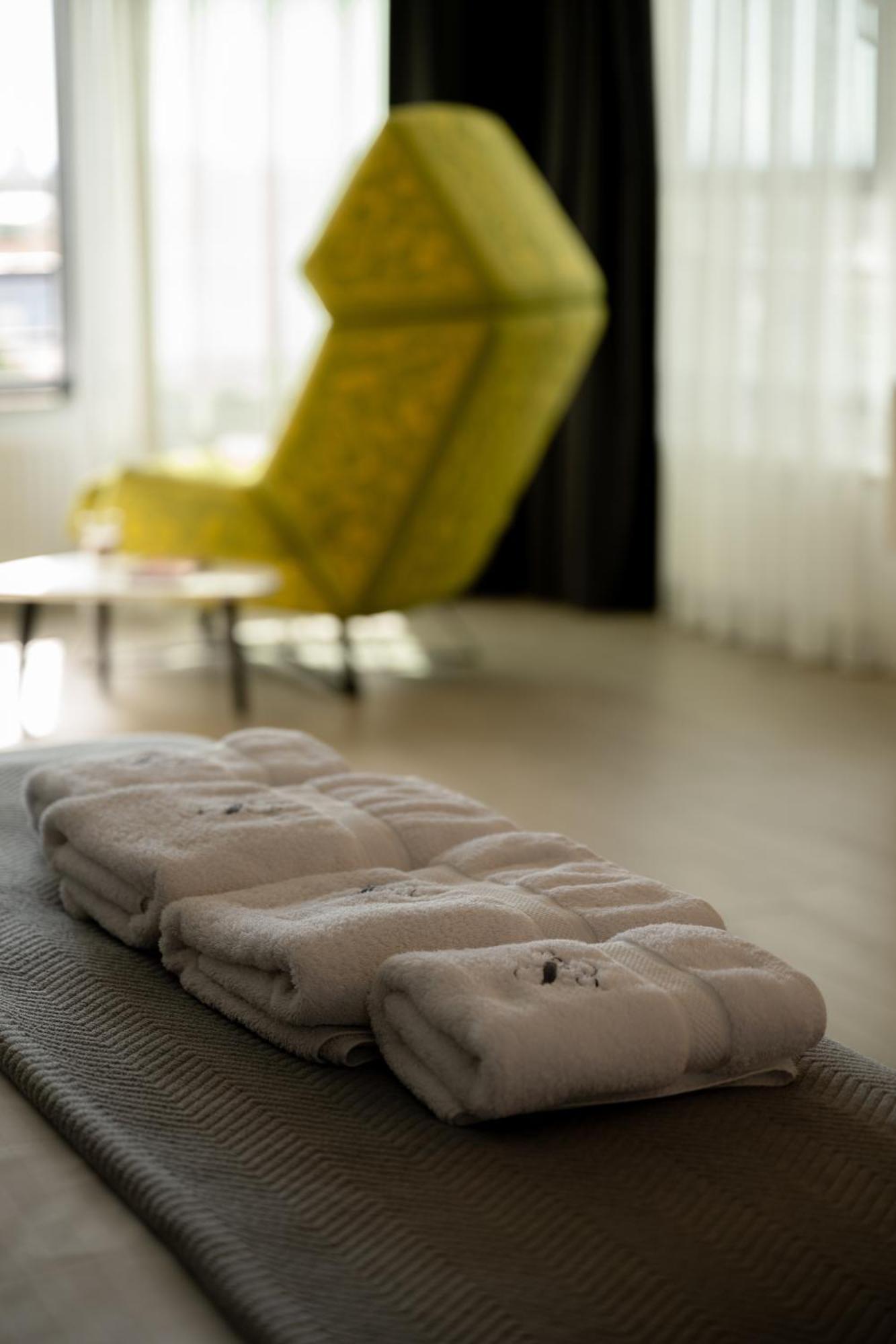 Lounge 8 Studios Oradea Pokój zdjęcie